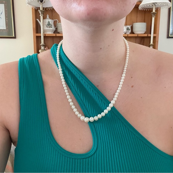 Fake pearl necklace - Picture 3 of 4
